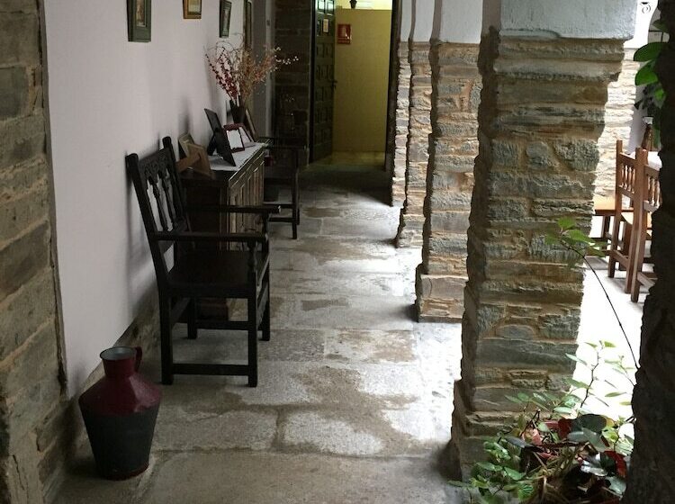 فندق Pazo Torre Do Barrio