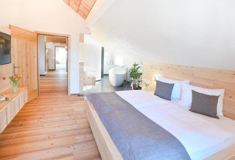 بنسيون Florineum