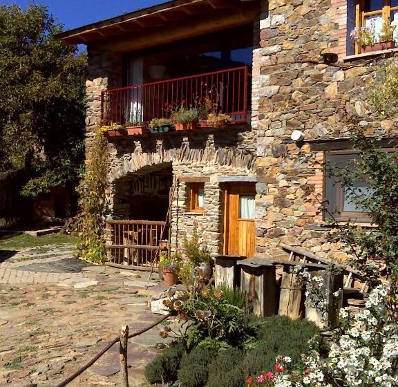 פנסיון Hostal D éller
