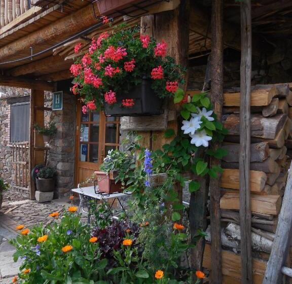 פנסיון Hostal D éller