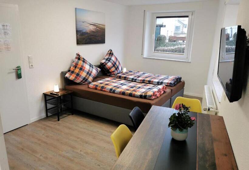 ペンション Speedys Bed & Breakfast