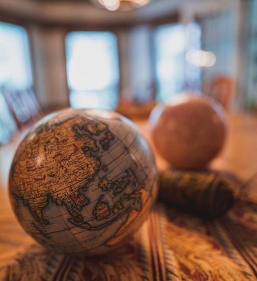 Yelton Manor Bed And Breakfast