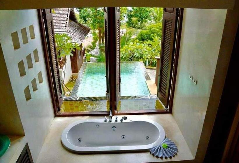 استراحتگاه Bhundhari Residence Koh Samui