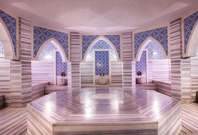 فندق Aria Claros Beach & Spa Resort – All Inclusive