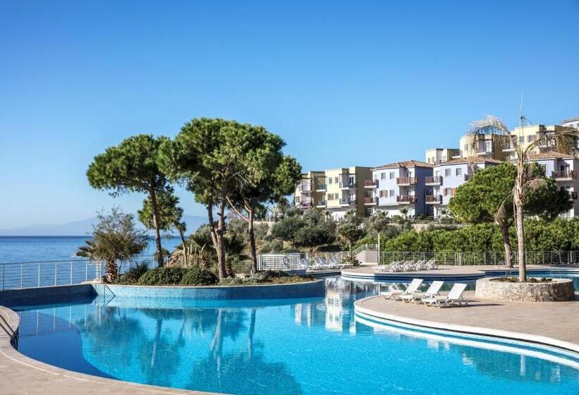 فندق Aria Claros Beach & Spa Resort – All Inclusive