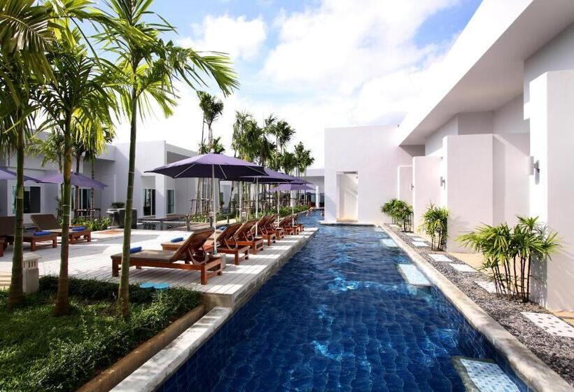 هتل Blu Pine Villa & Pool Access
