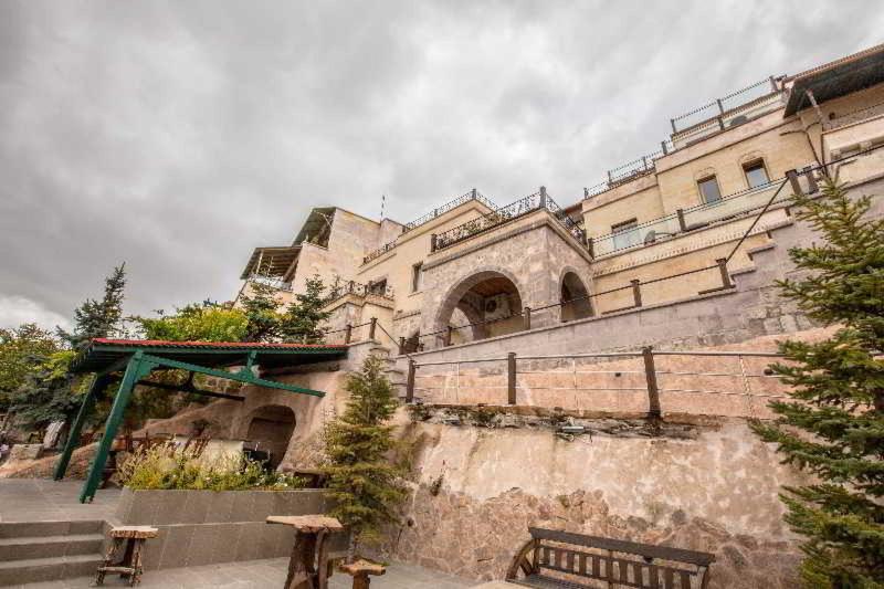 هتل Cappadocia Cave Resort and Spa
