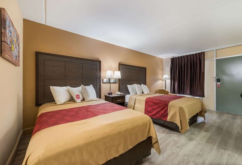 فندق Econo Lodge