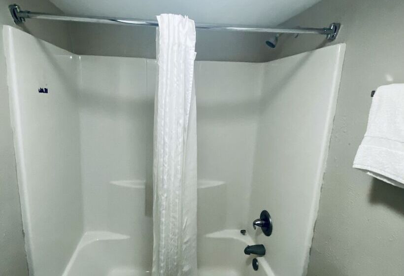 هتل Executive Inn Kingsville