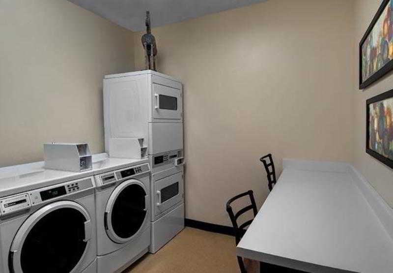 هتل Fairfield Inn & Suites By Marriott Fort Worth I30 West Near Nas Jrb