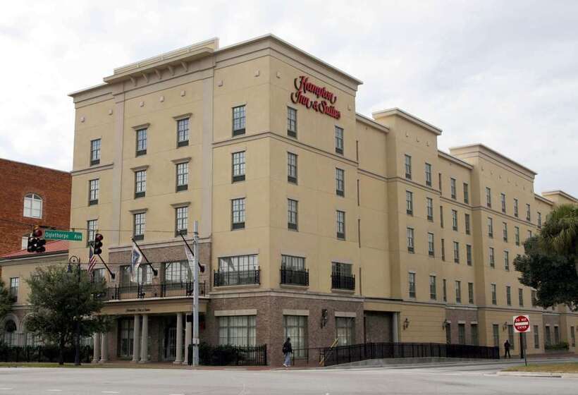 هتل Hampton Inn & Suites Savannah Historic District