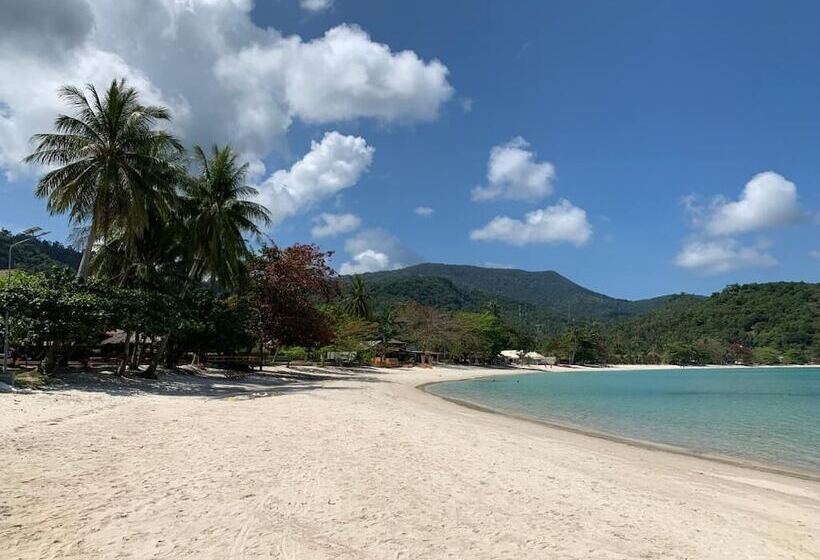 هتل Havana Beach Resort