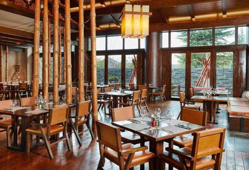 هتل Intercontinental Lijiang Ancient Town Resort