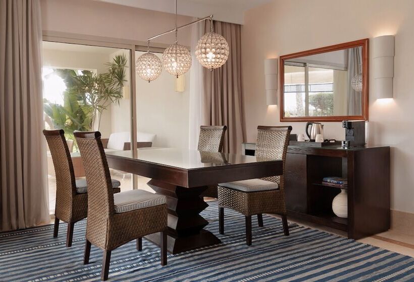 酒店 Jaz Elite Crystal, Almaza Bay