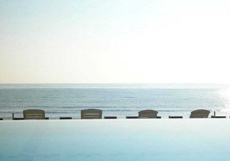 هتل Khanom Golden Beach