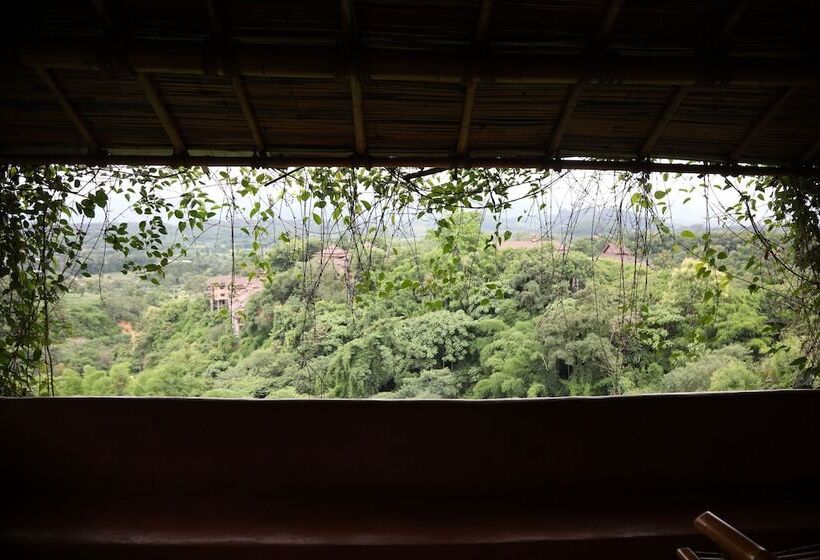 هتل Phu Chaisai Chiang Rai Mountain Resort