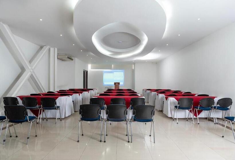 هتل Plaza Las Americas Cali