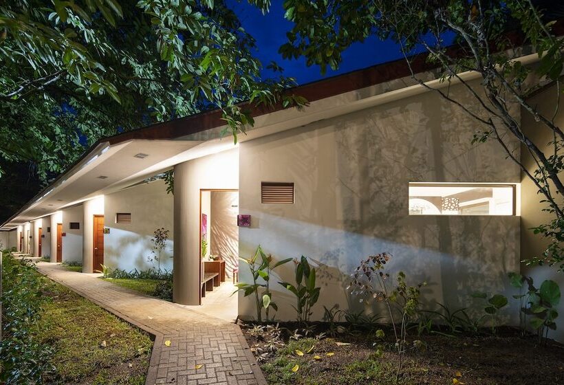 هتل Pumilio Mountain & Ocean