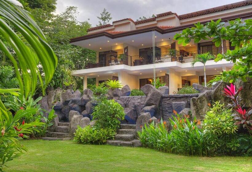 هتل Pumilio Mountain & Ocean