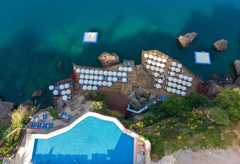 هتل Ramada Plaza Antalya