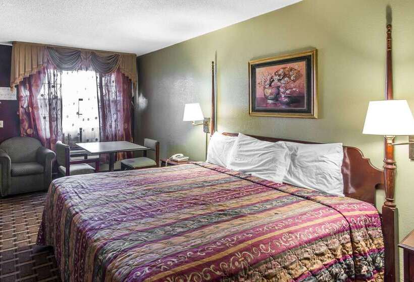 فندق Rodeway Inn & Suites