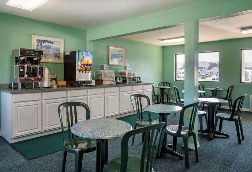 فندق Rodeway Inn & Suites