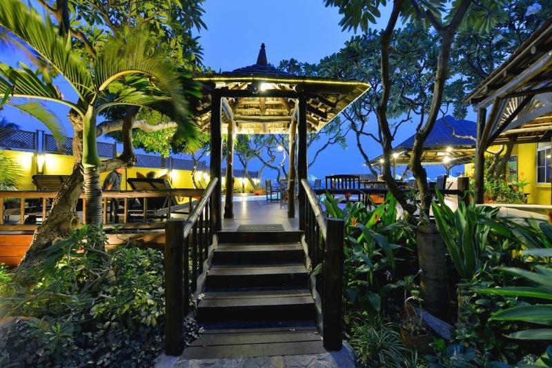 בית מלון כפרי Supatra Hua Hin Resort