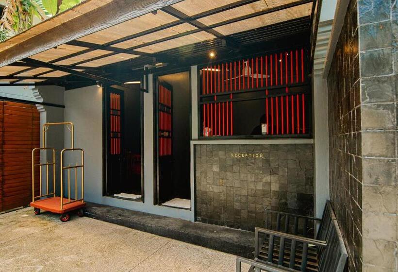 هتل The Bell Pool Villa Resort Phuket