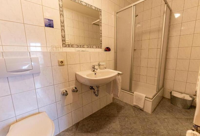 호텔 Fronhof Mettendorf