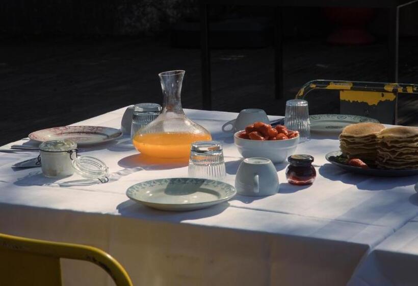 호텔 L Hôtel Du Garage Des Cevennes