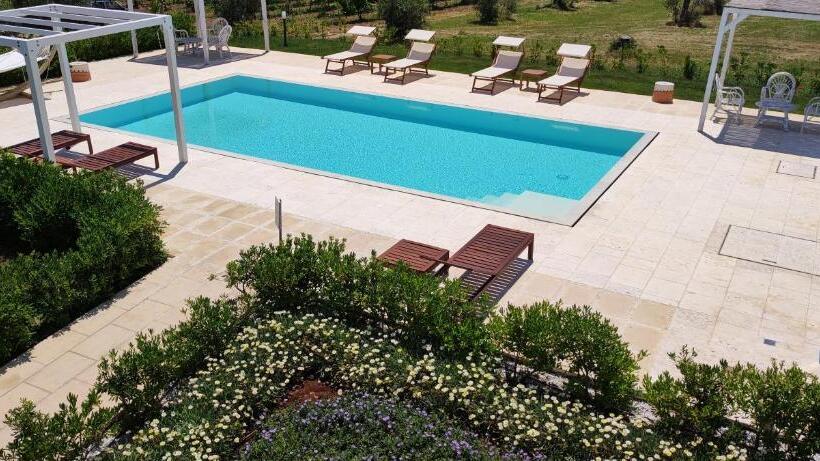 호텔 Masseria Vignenove