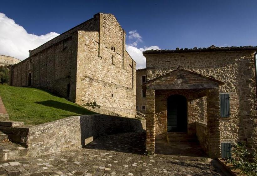 בית מלון כפרי San Leo Albergo Diffuso