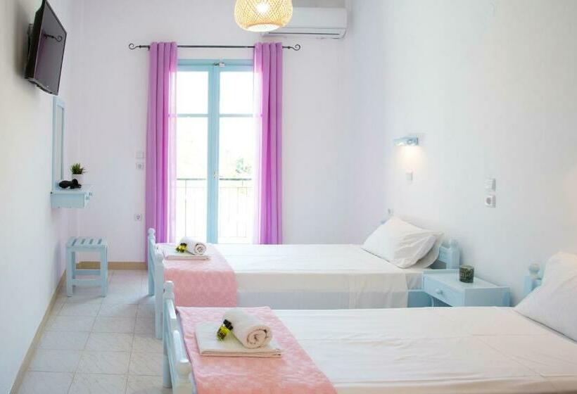 Maria's Apartments