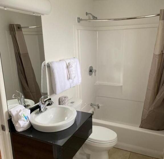 فندق على الطريق Othello Inn And Suites