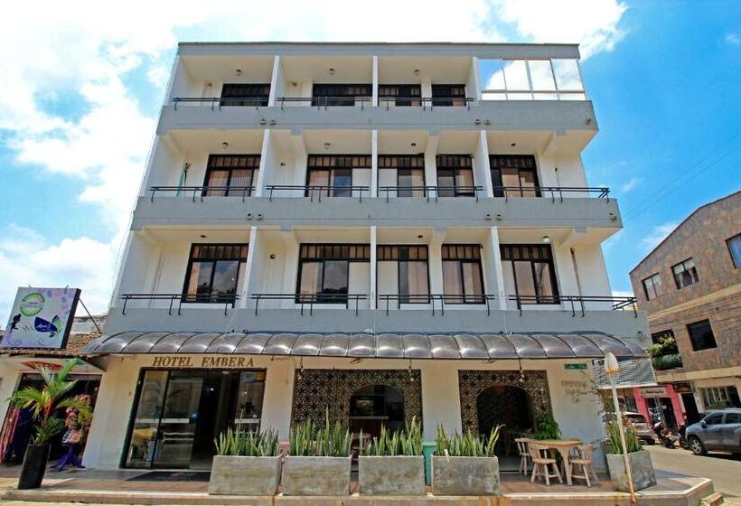 هتل Emberá