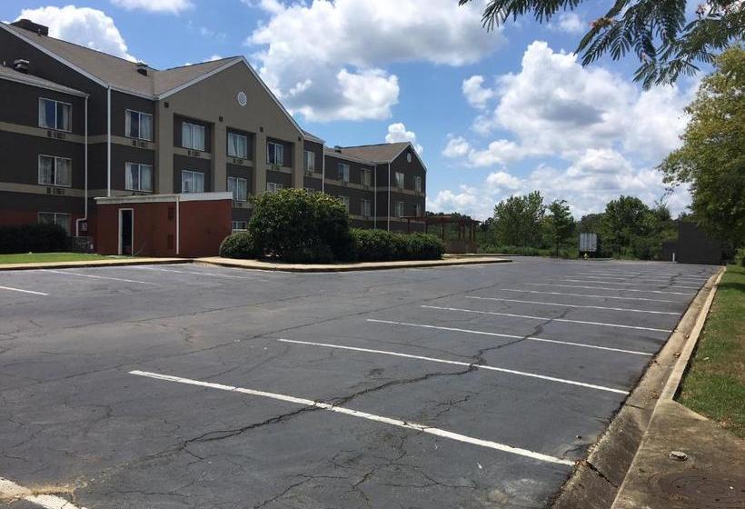 בית מלון כפרי Budgetel Inns & Suites