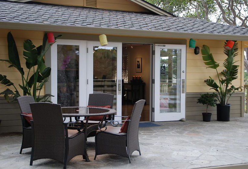 בית מלון כפרי Anton Inn