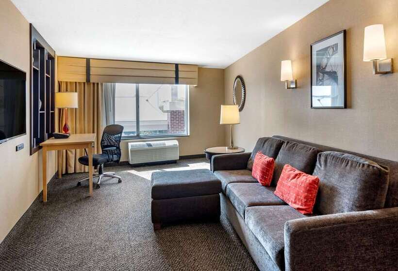 Cambria Hotel Columbus   Polaris