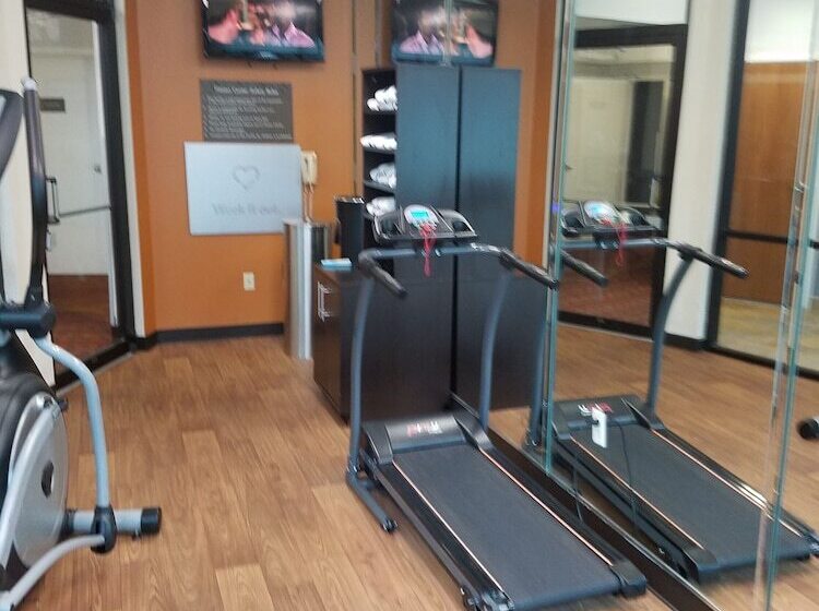 فندق Clarion Suites Duluth I 85