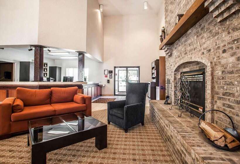 هتل Comfort Suites Peoria I 74