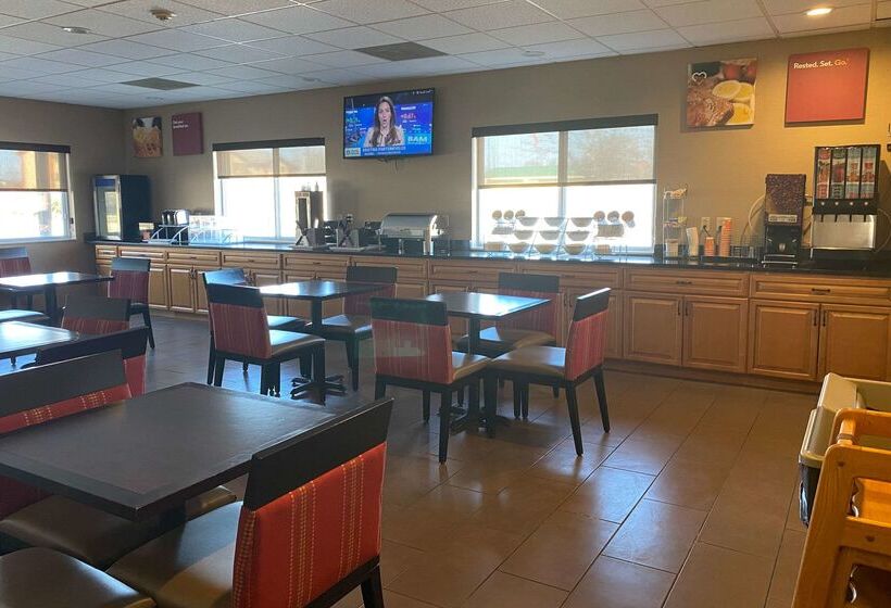 هتل Comfort Suites Peoria I 74