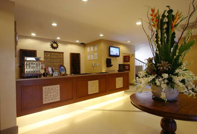 בית מלון כפרי Crown Regency Prince Resort