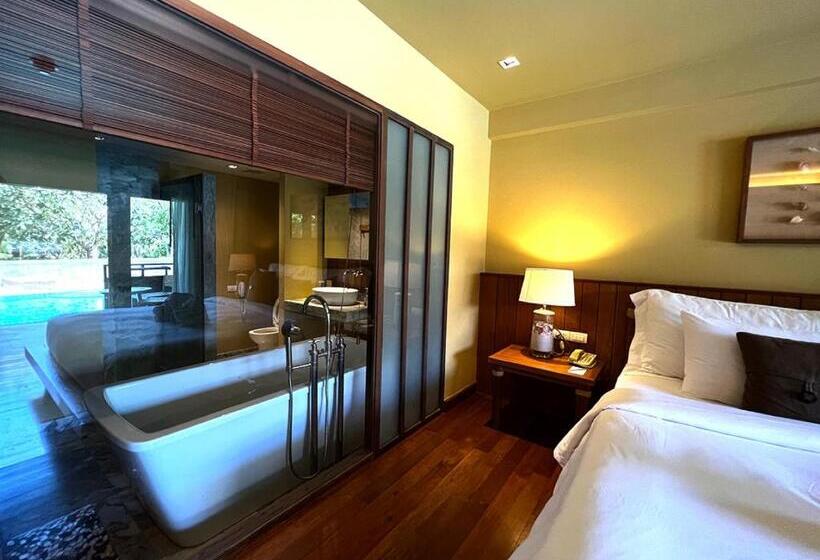 هتل Deva Beach Resort Samui