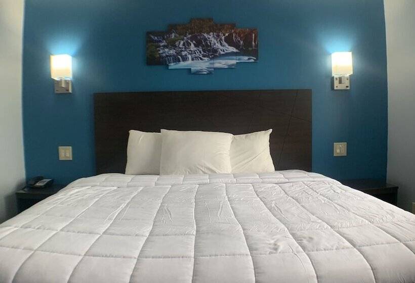 ホテル East New York Inn