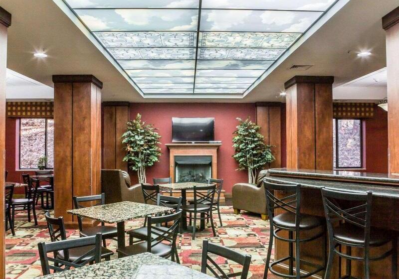 هتل Fairfield By Marriott Inn & Suites Greensboro Coliseum Area