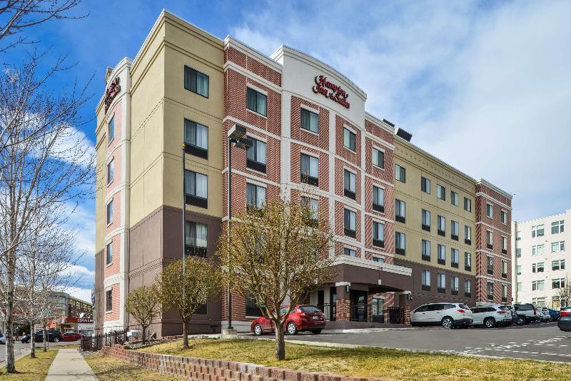 هتل Hampton Inn & Suites Denverspeer Boulevard