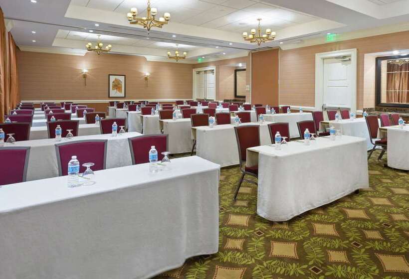 בית מלון כפרי Hilton Garden Inn Palm Beach Gardens