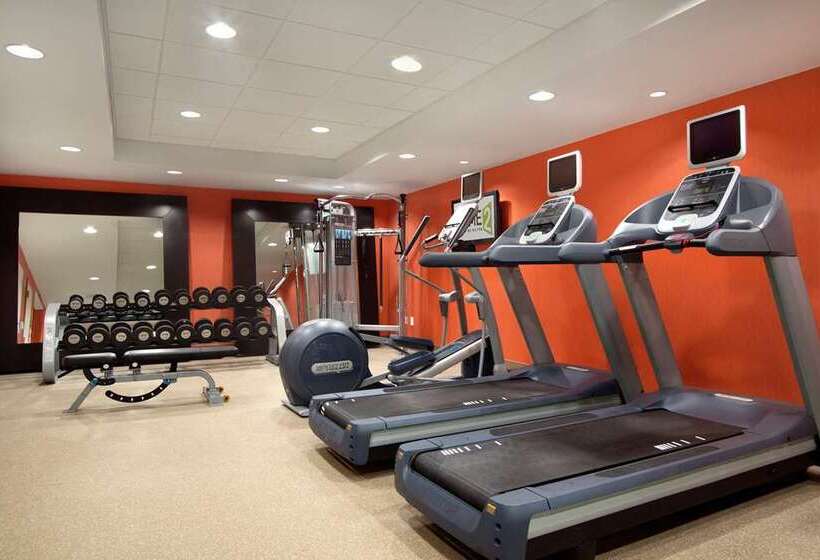 هتل Home2 Suites By Hilton Baltimore Downtown