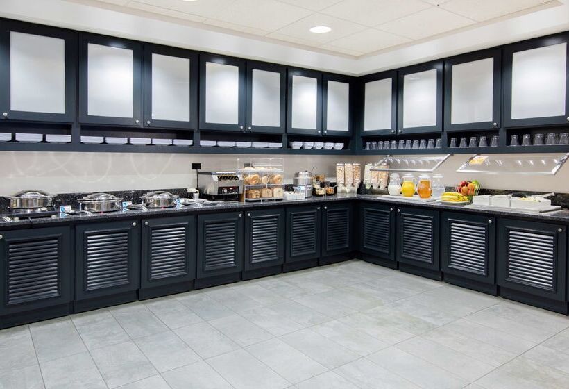 هتل Hyatt House Chicago Schaumburg