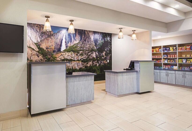 هتل La Quinta By Wyndham Fresno Northwest